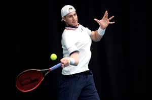 John Isner shot