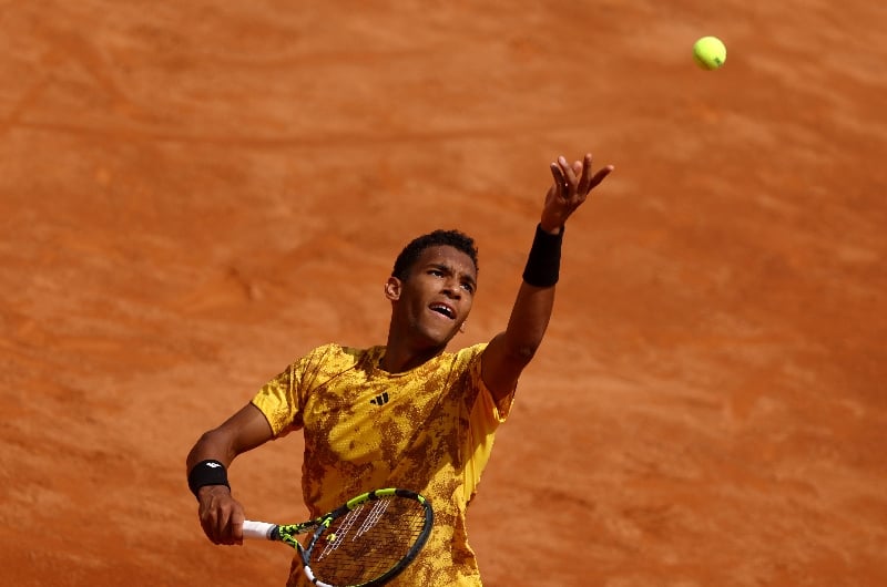 Félix Auger-Aliassime saves three match points, advances to quarter-finals  in Vienna - Tennis Canada