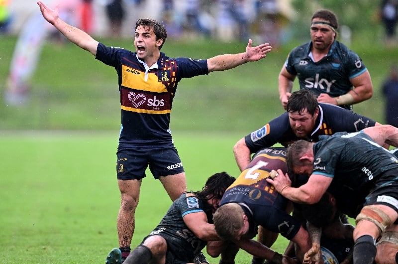 Highlanders vs Crusaders Predictions & Tips - Highlanders to keep foot ...