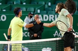 Stefanos Tsitsipas Fabio Fognini hands