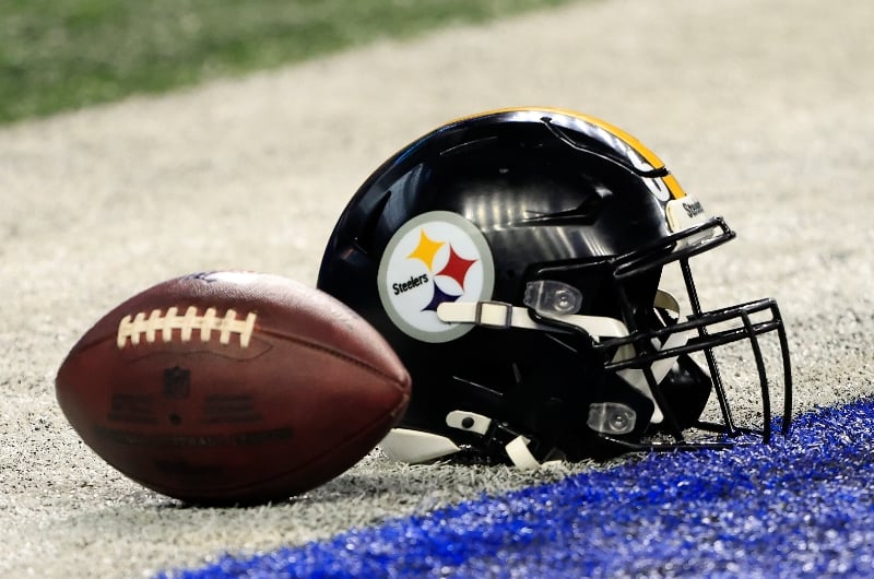 Pittsburgh Steelers At Denver Broncos NFL Tips Pittsburgh Expected To   CR Pittsburgh Steelers Helmet 12097040 