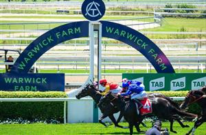 Warwick Farm Racing