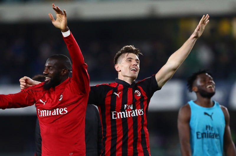 krzysztof piatek milan celebration