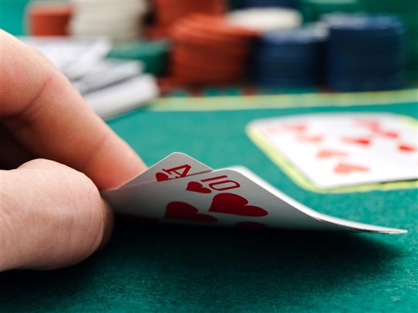 Odds of winning blackjack hand