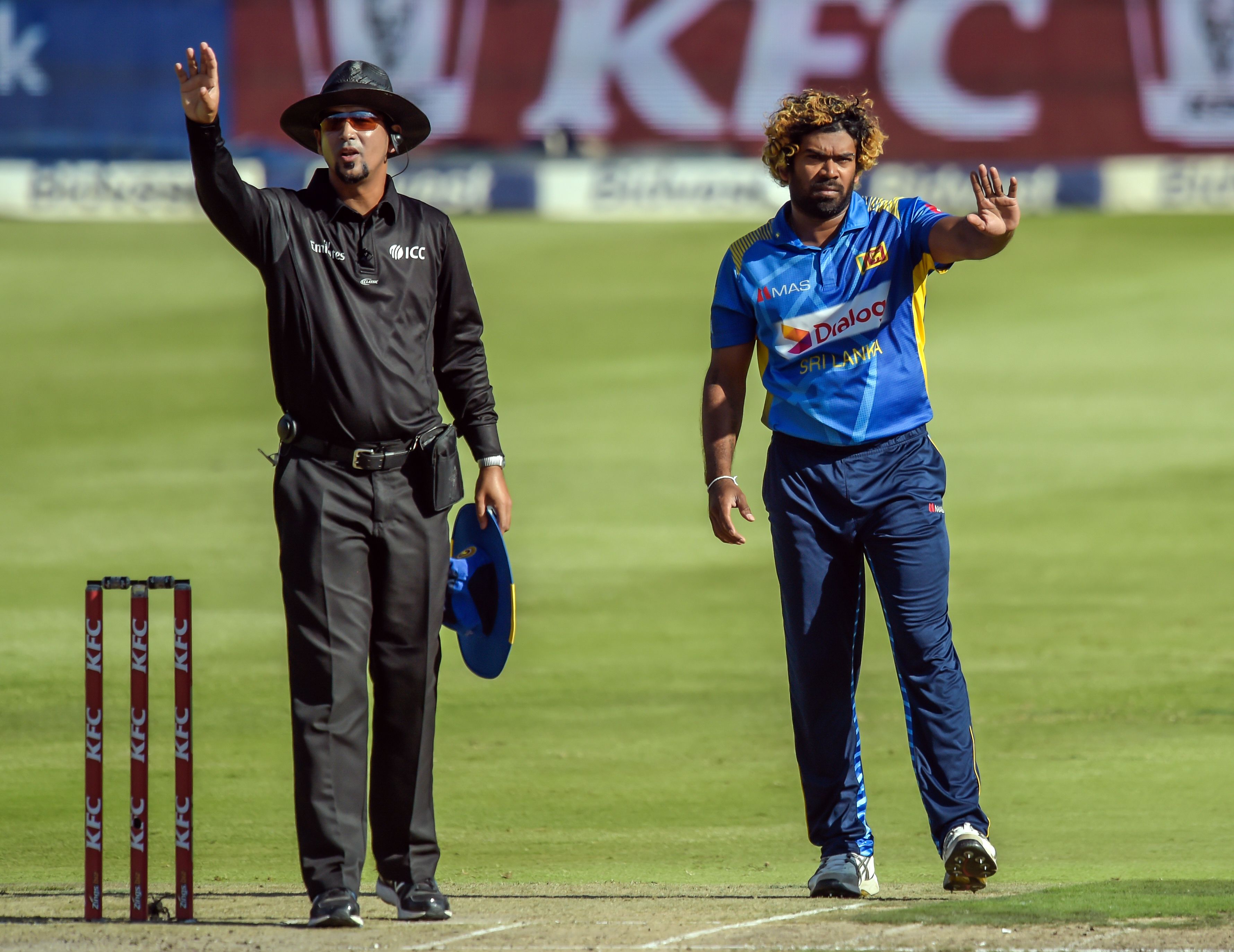 lasith malinga bowling