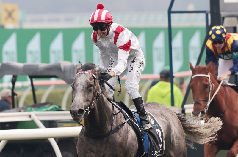 Hong Kong Sprint Betting Odds - Classique Legend odds-on in Futures ...