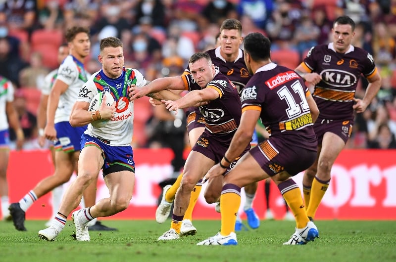 Manly comes from 18 points down to beat Brisbane Broncos 20-18 in